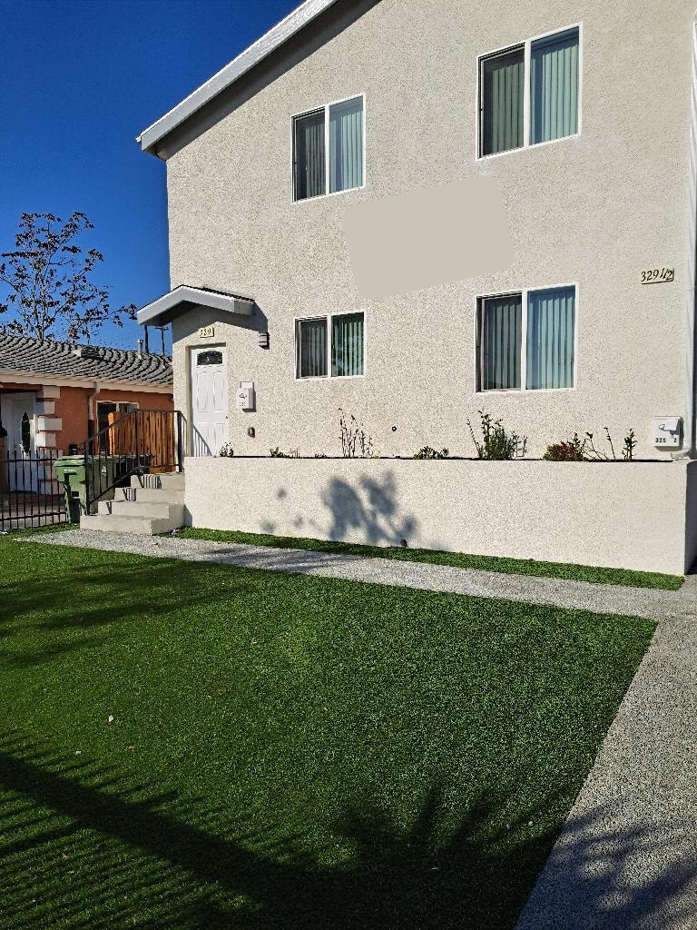 Gift of Life sober living home exterior