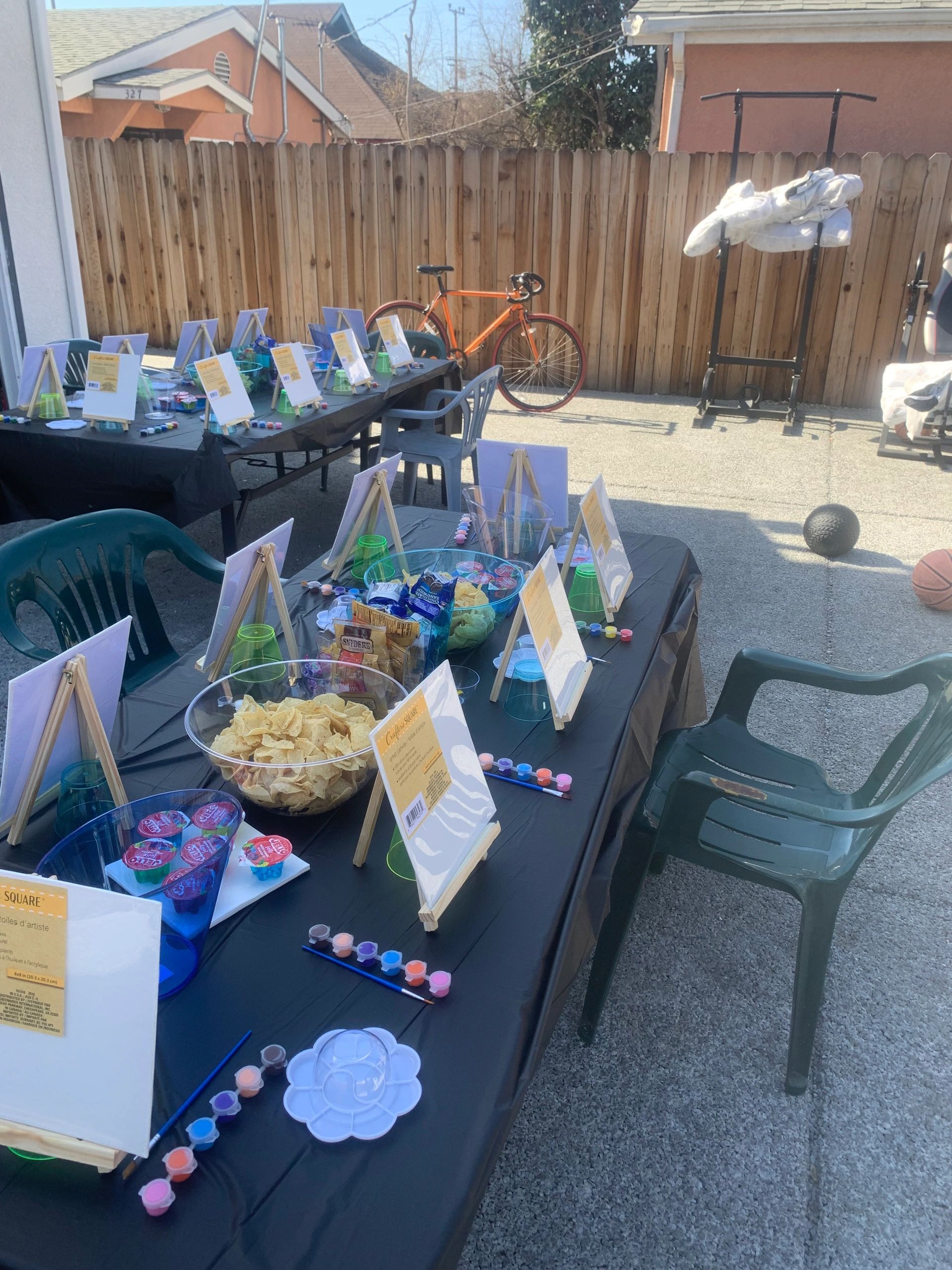 Recovery community event with art activities
